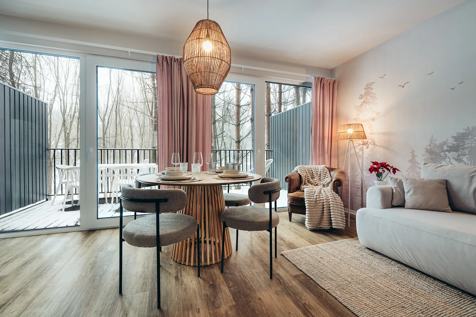 Salon z rozkładaną sofą — domek Hvita, Strøme Sulistrowiczki